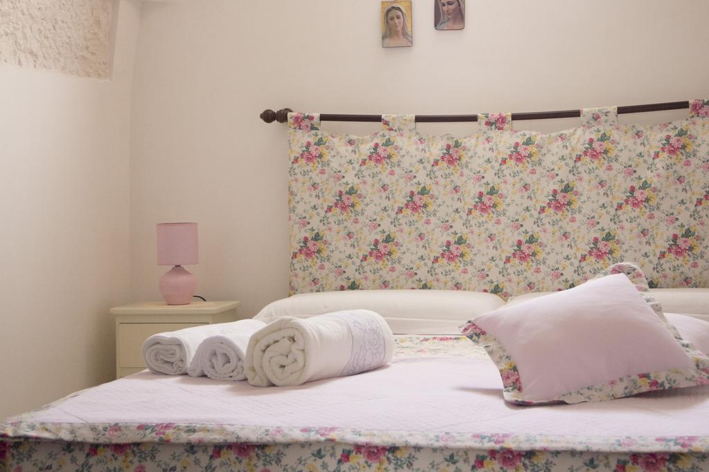 La Gazza Ladra Bed and Breakfast Alberobello Rum bild
